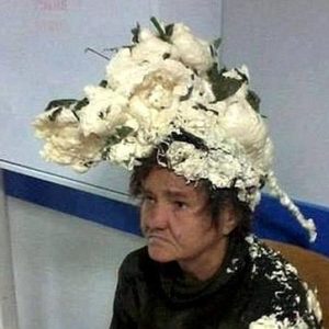mujer-pelo-espuma